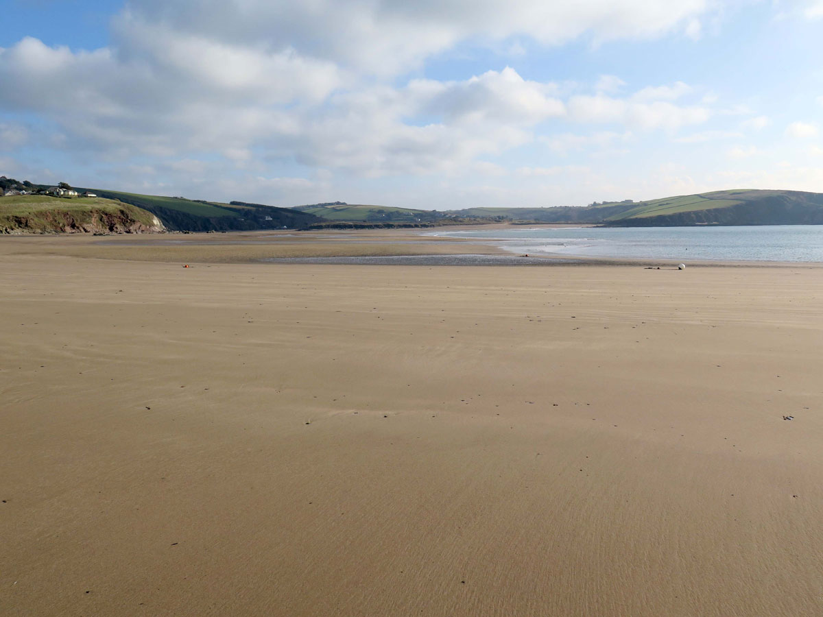 017-Looking-towards-Hope-Cove-and-Bolt-Tail-at-low-tide