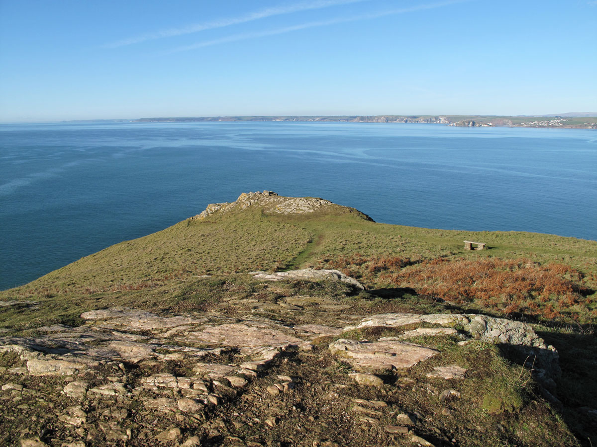 02-The-View-of-Bigbury-Bay-from-Bolt-Tail