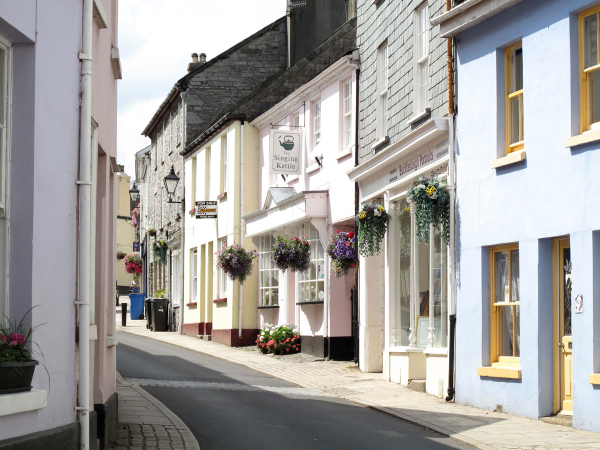 02-Buckfastleigh