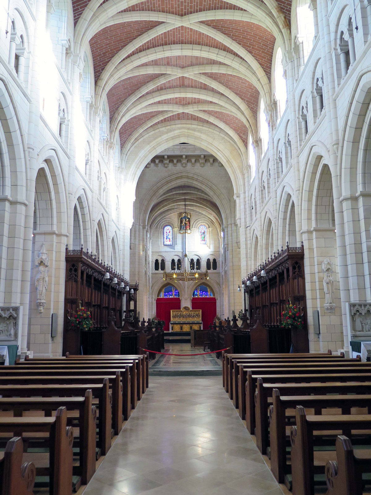 06-The-Nave