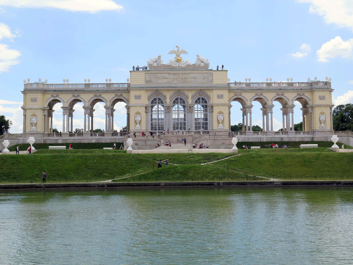 017-The-Gloriette