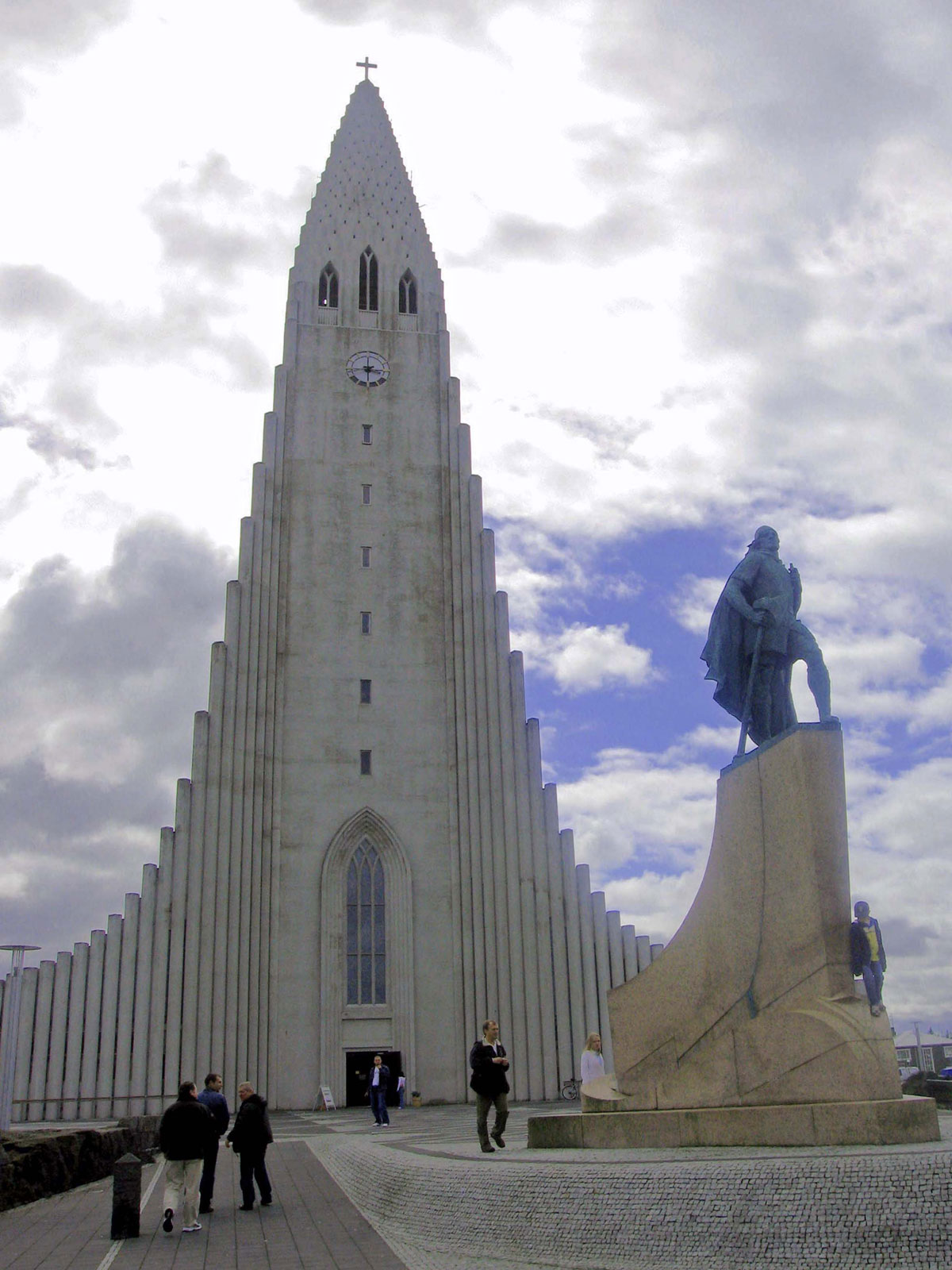 06-Hallgrimskirkja