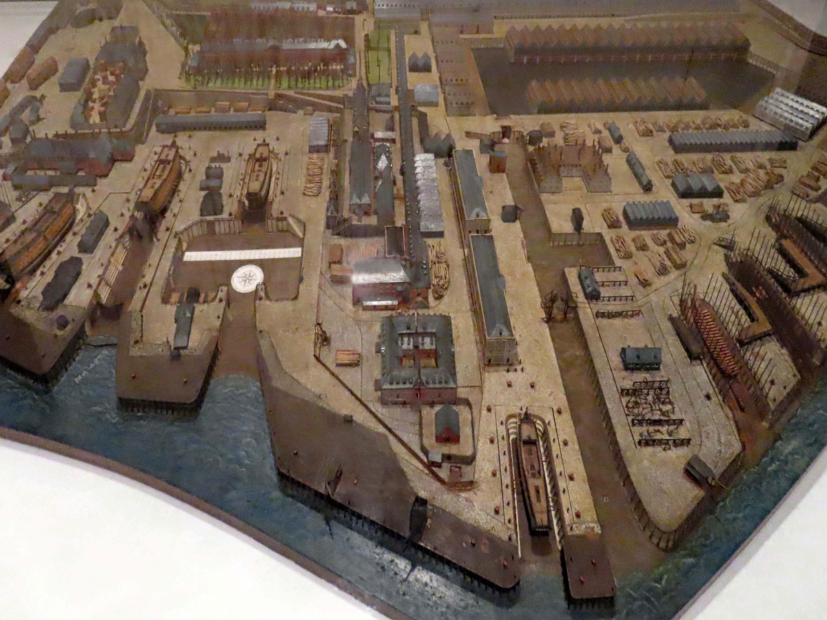 06-Scale-Model-of-the-Dockyard-in-1774-at-The-Box-Museum-(but-on-loan-from-the-National-Maritime-Museum)
