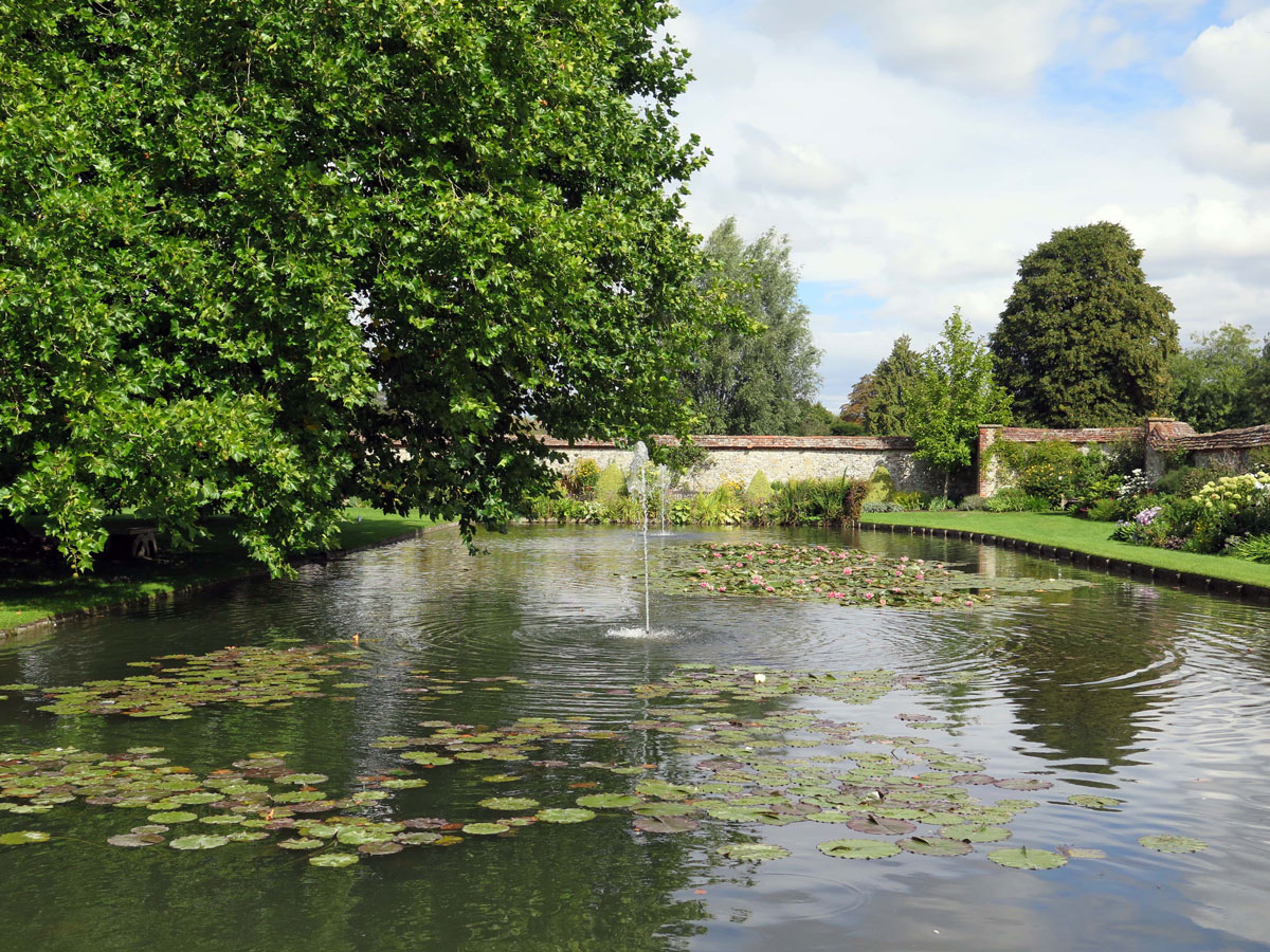 018-The-Master's-Garden
