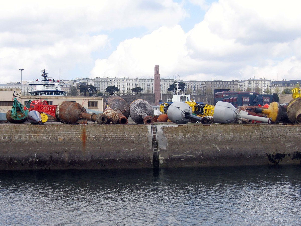 017-Buoys-and-Lighthouses-waiting-for-repair