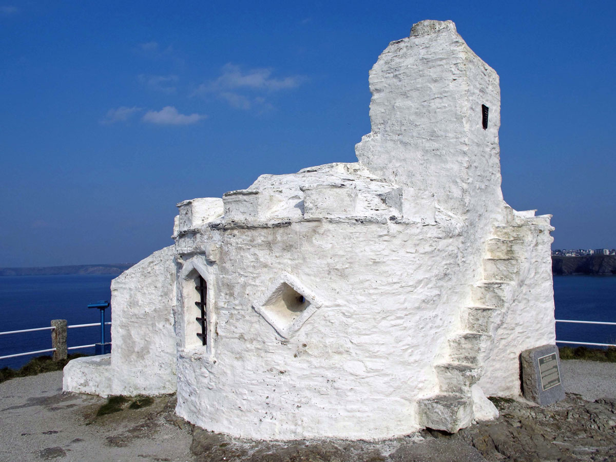 05-The-Huer's-Hut-at-Newquay