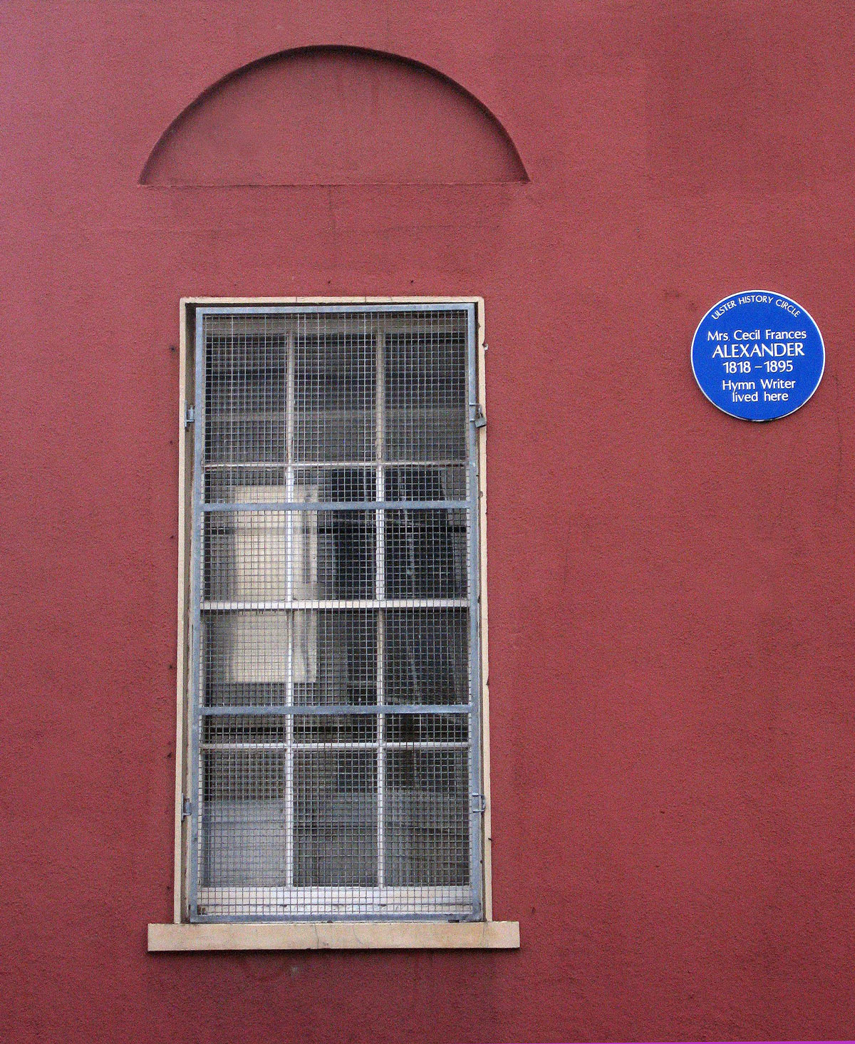 05-Blue-Plaque-in-Bishop-Street--remembering-Mrs-C-F-Alexander