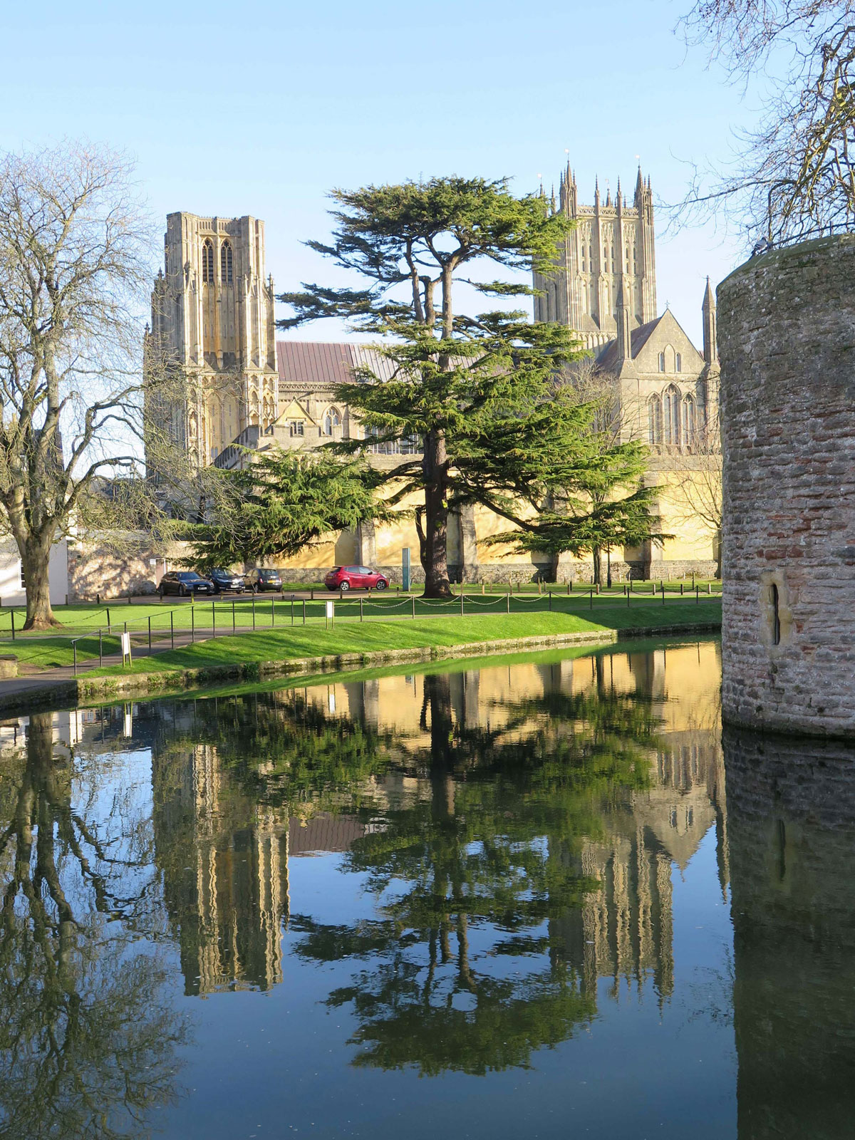 010-The-Cathedral-reflected-in-the-Moat