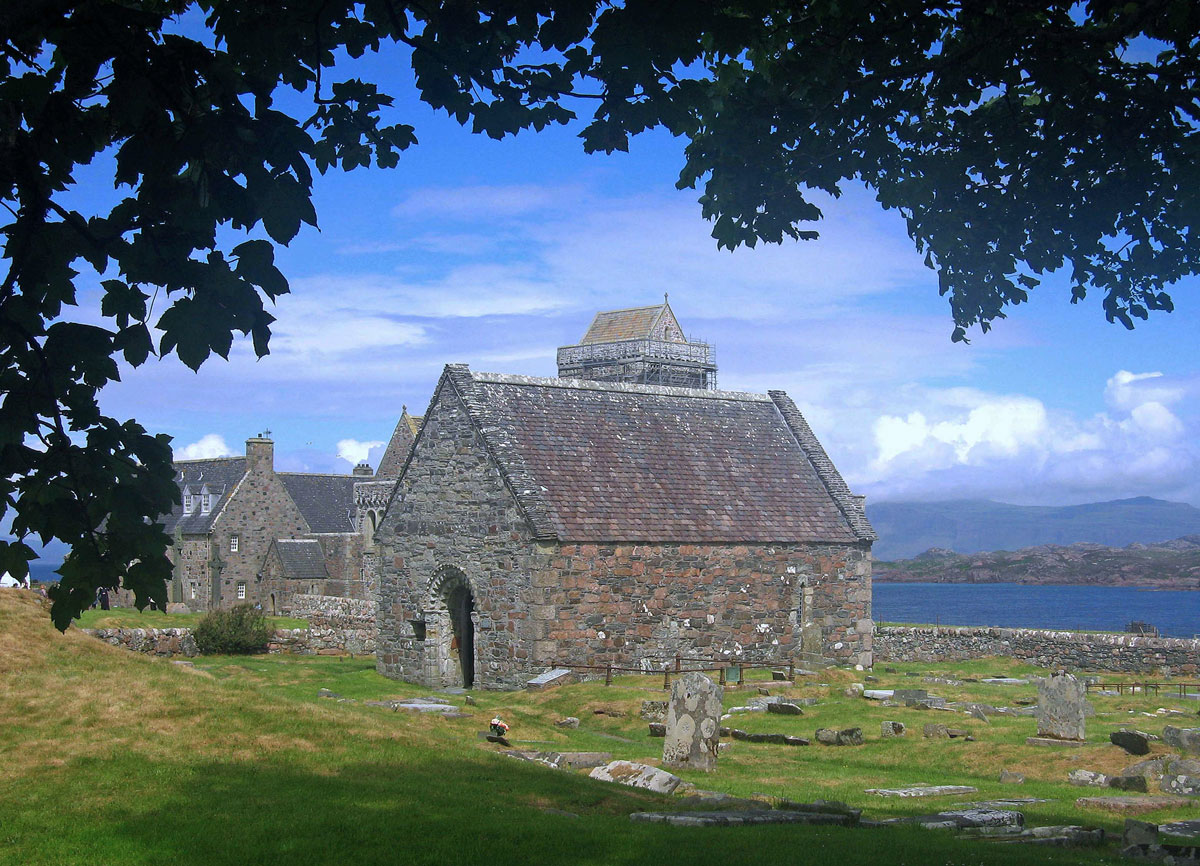 04-Iona-Abbey
