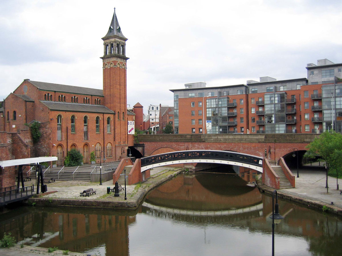 05-Castlefield-Basin,-Terminus-of-the-Bridgewater-Canal-in-Manchester